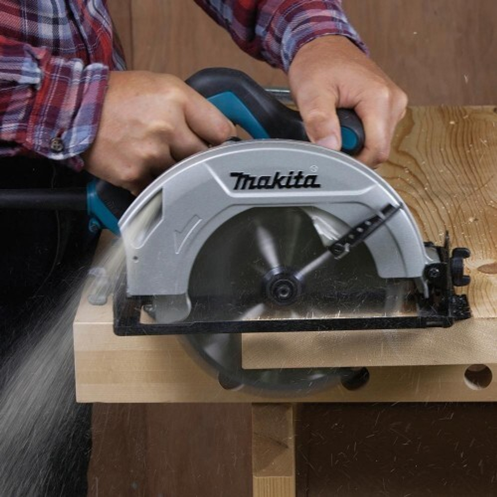 Пила циркулярная сетевая MAKITA HS7000