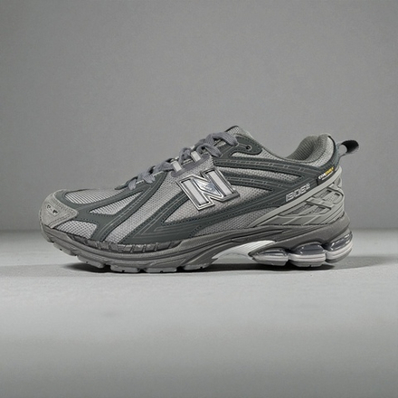 New Balance 1906R Cordura • Magnet