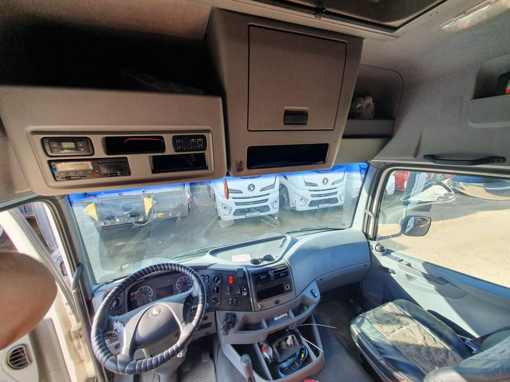 КамАЗ 5490 4x2 Седельный тягач 5490-S5 (Дизельный, 12,0 л, 401 л.с., АТ)