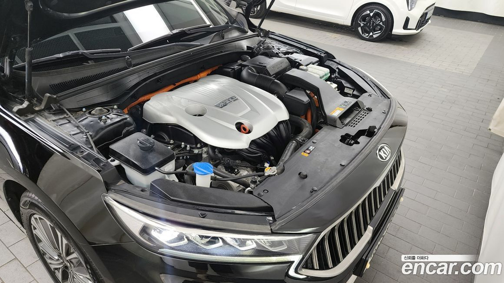 Kia K7 (Cadenza) Premier Hybrid Prestige (03.2020)