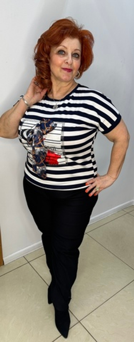 Футболка в полоску с бантом и экраном