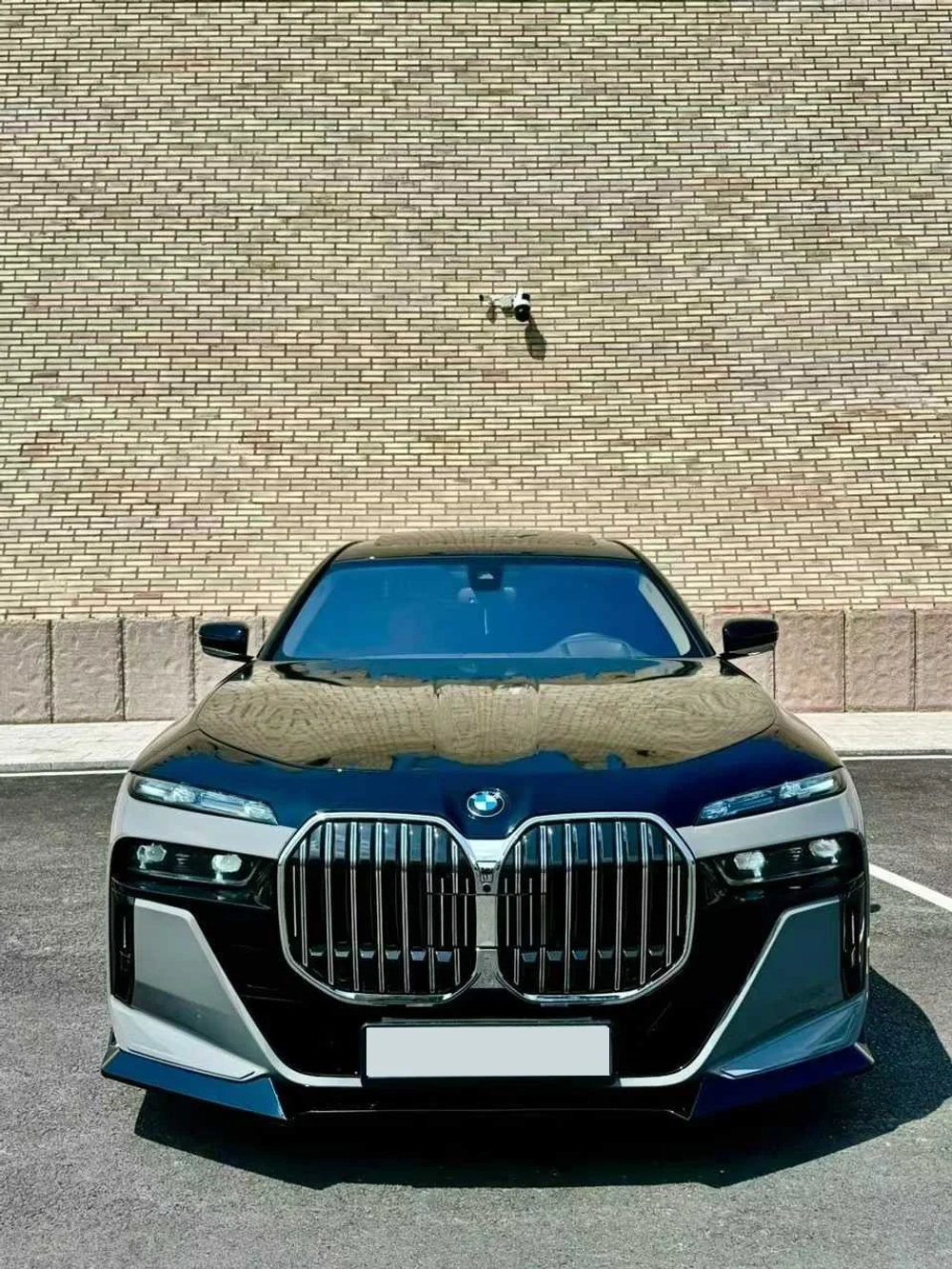 Рестайлинг обвес из BMW 7 серии F01 / F02 2008-2015 в BMW 7 серии G70 2022-2024+ БМВ