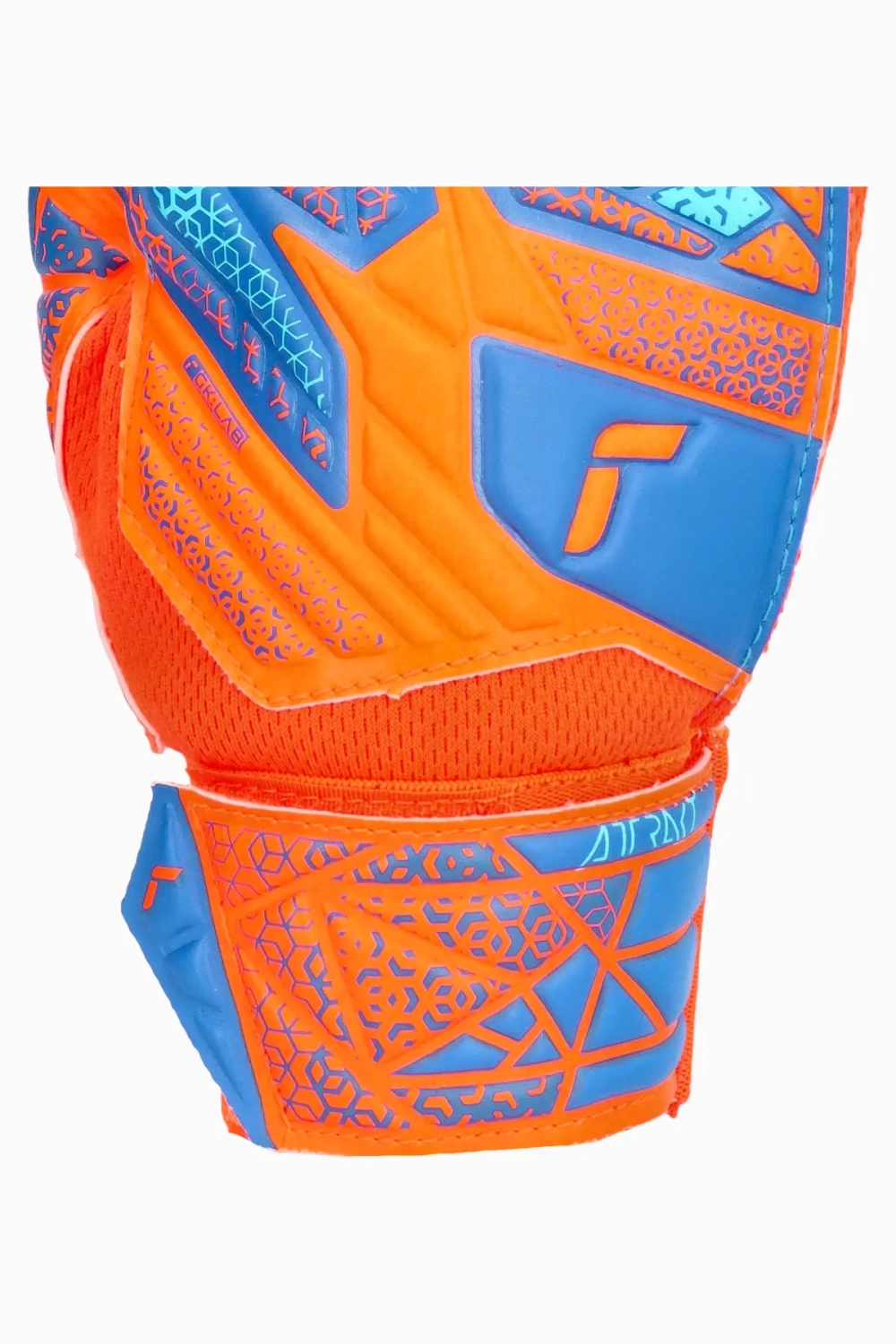 Вратарские перчатки Reusch Attrakt Starter Solid Finger Support Junior