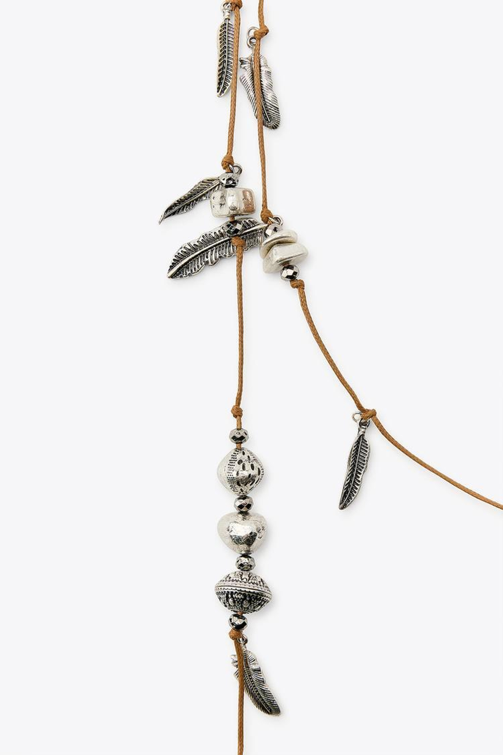 ZARA ОЖЕРЕЛЬЕ С РЕГУЛИРУЕМОЙ ДЛИНОЙ И ПОДВЕСКАМИ, СЕРЕБРИСТЫЙ