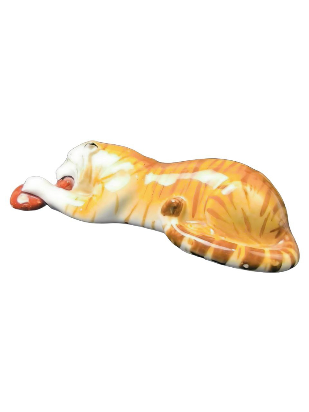 Фарфоровая статуэтка "Тигр с мясом" ЛФЗ