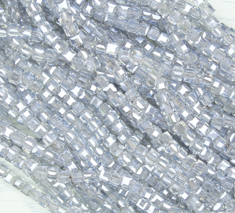 БВ029ДД4 Хрустальные бусины квадратные, цвет: серый AB прозрачный, 4 мм, кол-во: 44-45 шт.