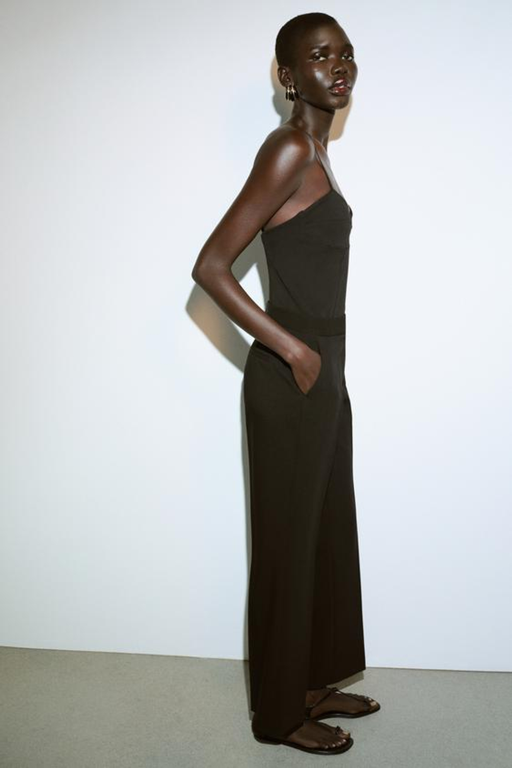 ZARA БРЮКИ ПРЯМОГО КРОЯ С ВЫСОКОЙ ПОСАДКОЙ, ЧЕРНЫЙ