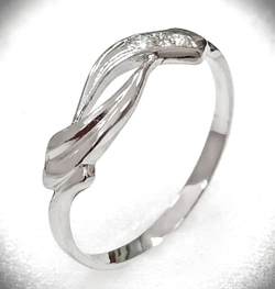 Ювелирное кольцо Эстерелла