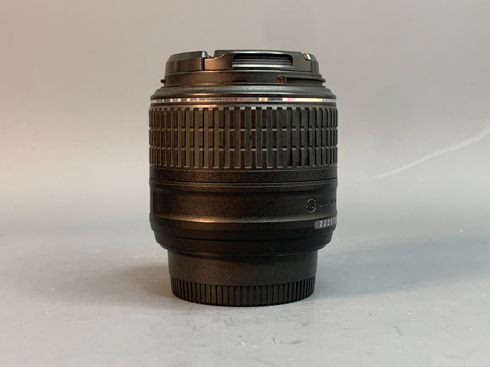 Nikon 18-55mm f/3.5-5.6G AF-S VR II DX Zoom-Nikkor