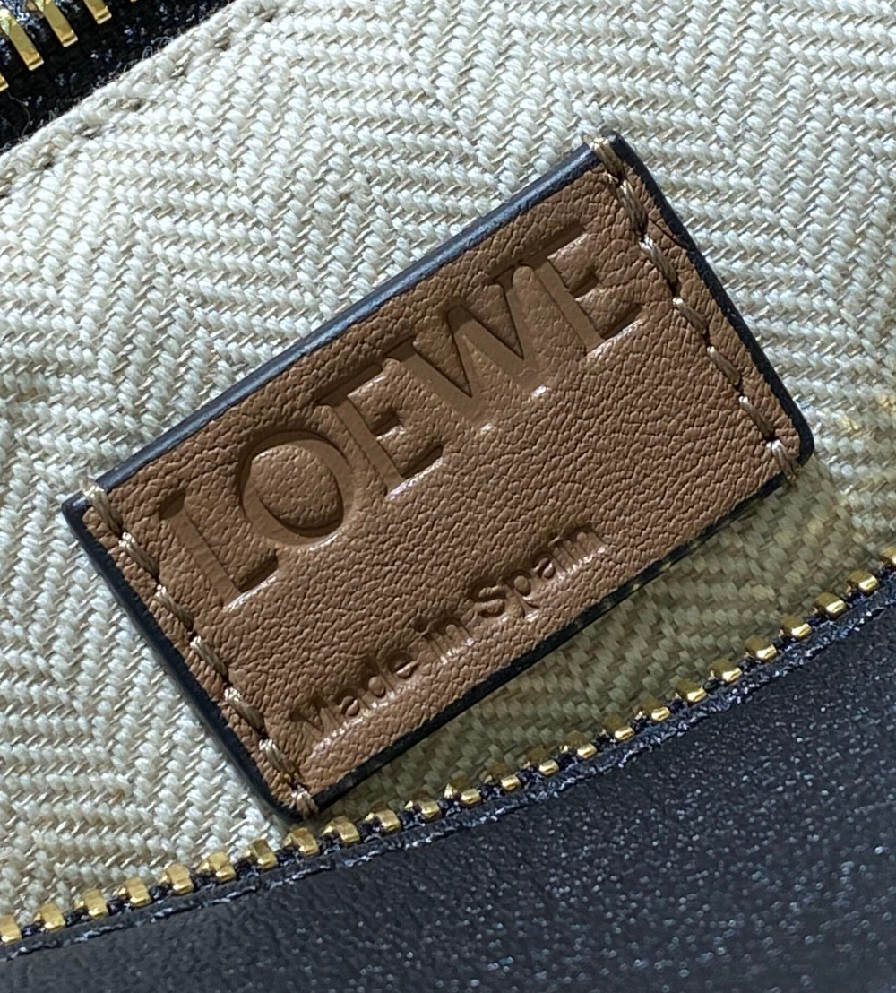 Loewe Puzzle 29 cm