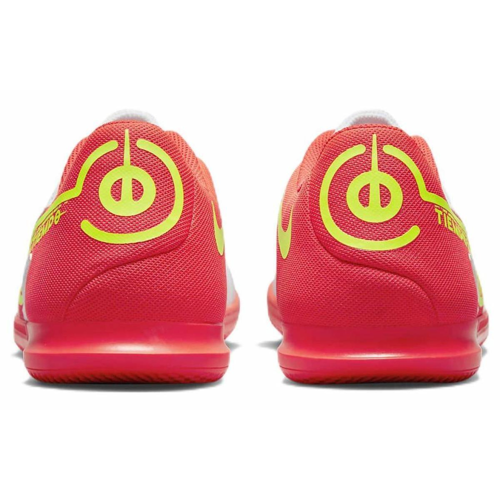 Кроссовки Nike Tiempo Legend 9 Club IC/IN, DA1189-176