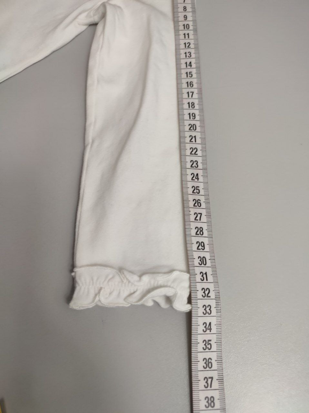 Джемпер базовый на 4 года