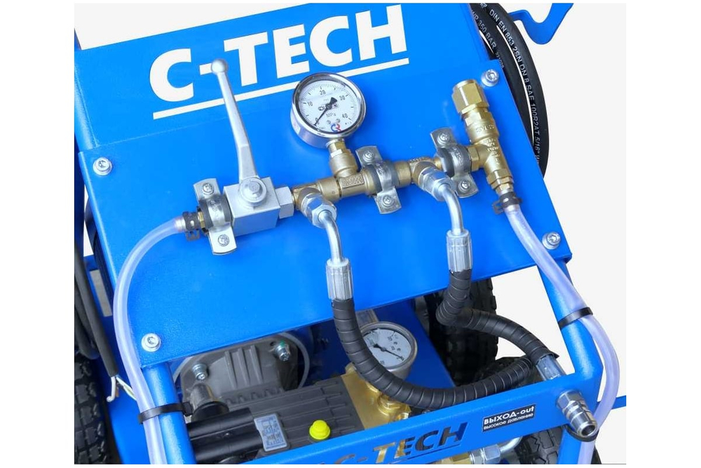 Установка опрессовочная в/давления C-TECH NP2014 (200 бар, до 800 л/ч, 4 кВт, 380 В) мобильная