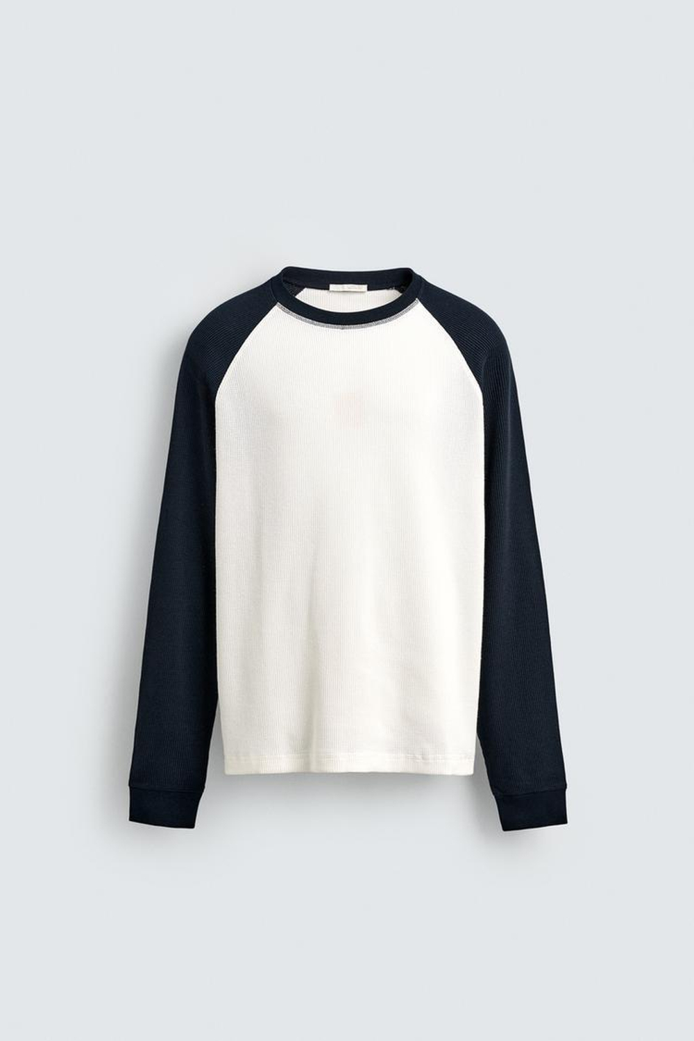 ZARA ФУТБОЛКА В СТИЛЕ КОЛОР-БЛОК ИЗ ТКАНИ ВАФЕЛЬНОГО ПЛЕТЕНИЯ, ТЕМНО-СИНИЙ/БЕЛЫЙ