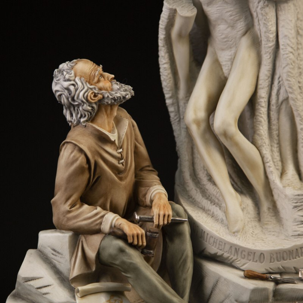 Фарфоровая мануфактура «Незавершенная работа Микеланджело»