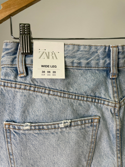 Джинсы Zara