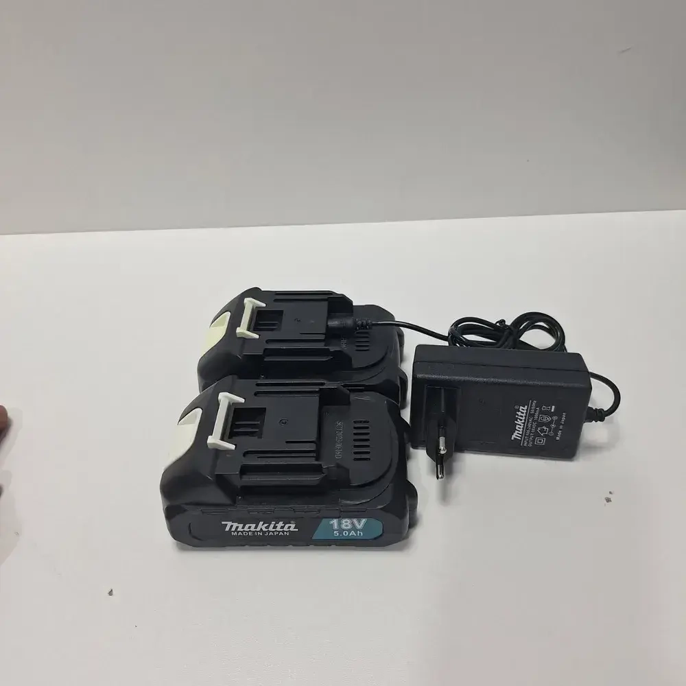 Эксцентриковая аккумуляторная шлифовальная машина Makita DBO180 18V