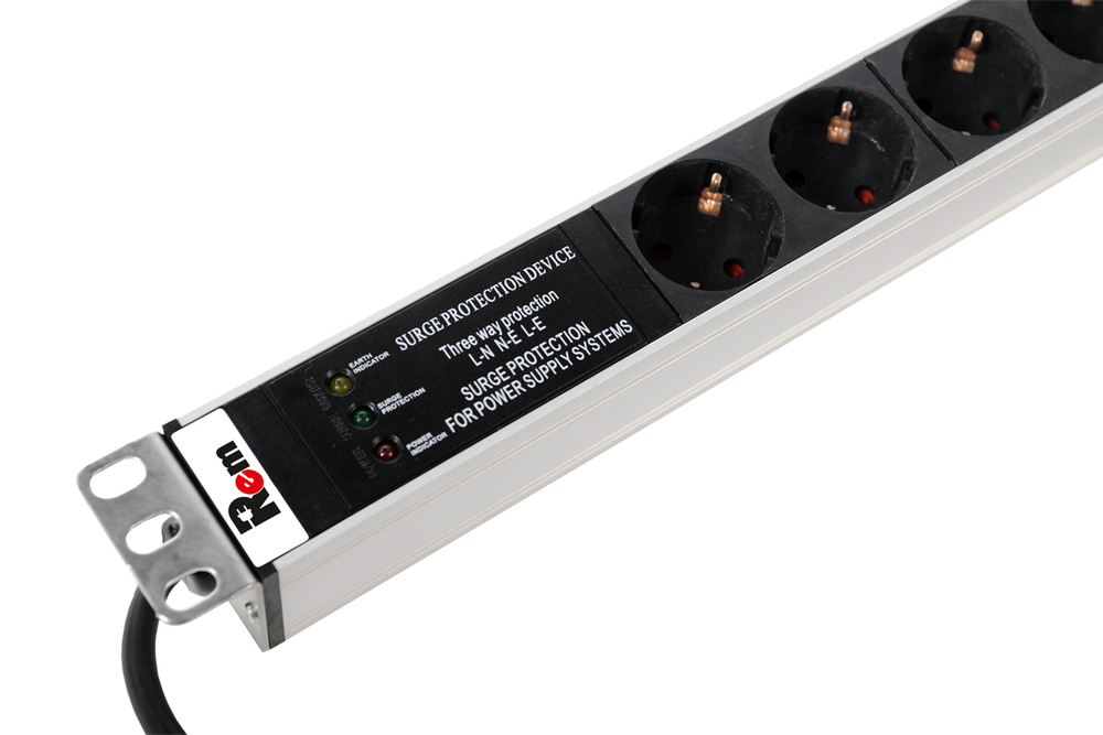 Блок розеток  ЦМО R-16-15S-10C13-FI-1820-3