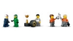 Конструктор LEGO City 60445 Грузовик с автомобилями RB20 и AMR 24 F1