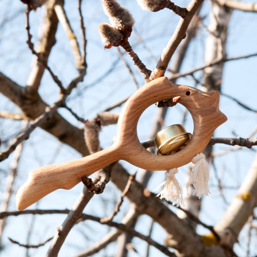 Деревянная погремушка с бубенцом Золотая рыбка Леснушки