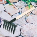 Грабли витые 6 зубьев, металлические с деревянной ручкой