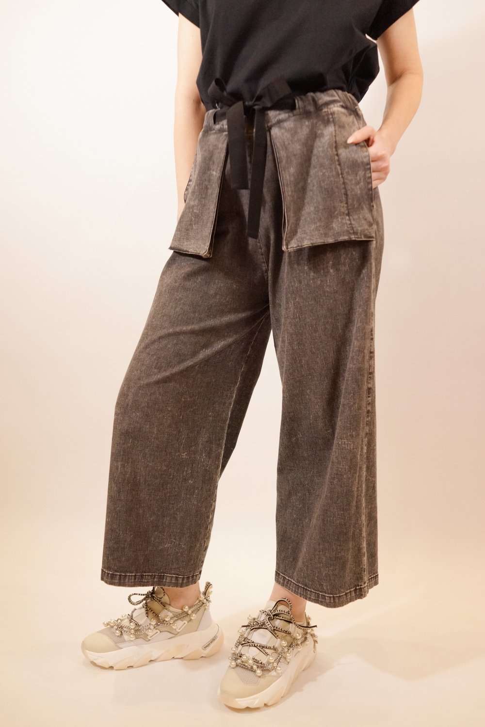 66EEE114-76D5-436B-B927-C1A260B298A1