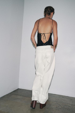 ZARA ХЛОПКОВЫЕ БРЮКИ СО СКЛАДКАМИ — ZW COLLECTION, БЕЛЫЙ