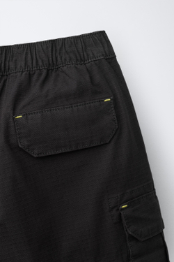 ZARA ШОРТЫ КАРГО ИЗ РЕЛЬЕФНОЙ ТКАНИ, ЧЕРНЫЙ