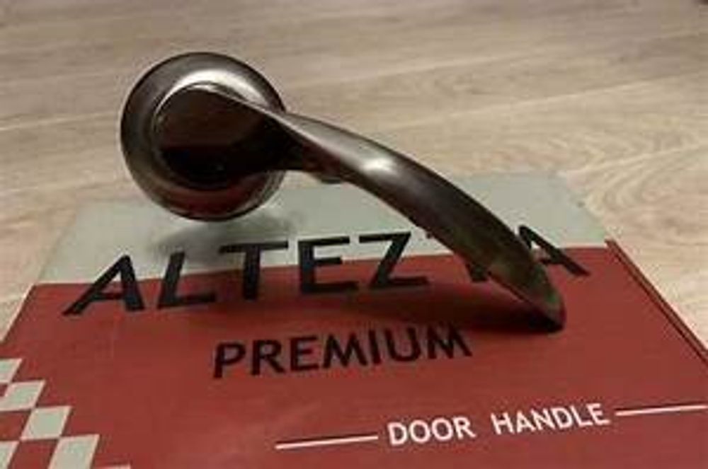 Ручка дверная ALTEZTA premium LD 22-1 золото глянц