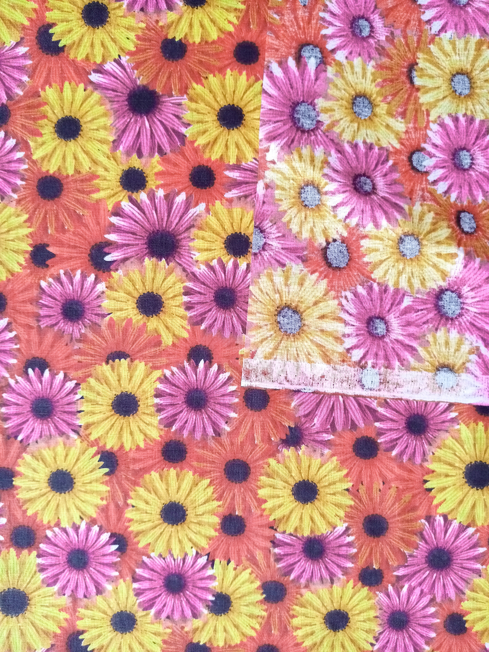 Ткань бязь плательная, рис. "Маргаритка", ширина 150 см, арт. 210