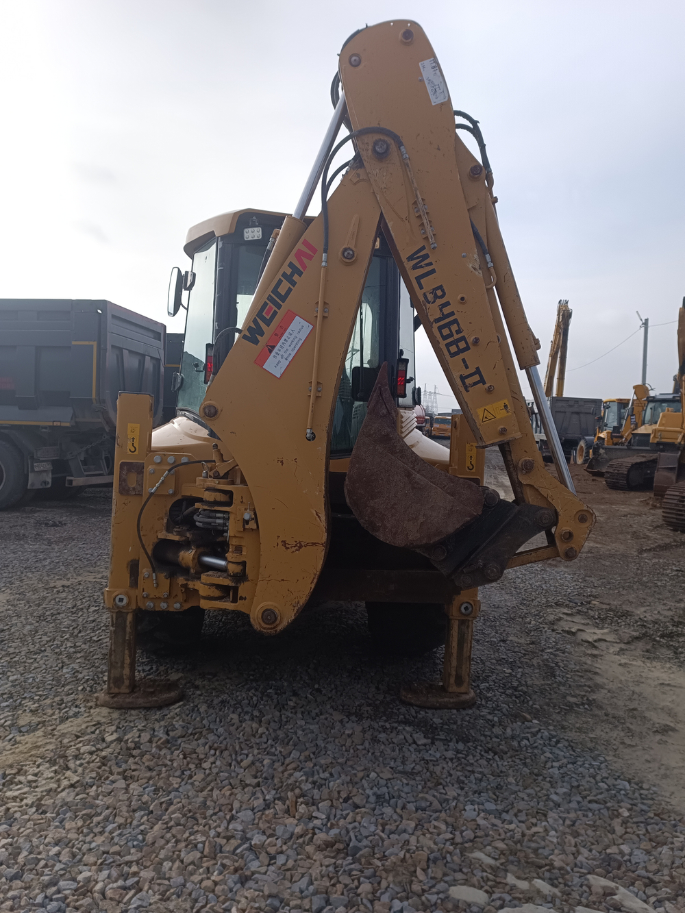 WEICHAI WLB468* Экскаватор-погрузчик WLB468-II (Дизельный, 4,2 л, 95 л.с., АТ)