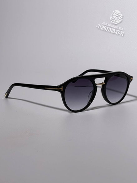 Солнцезащитные очки Tom Ford