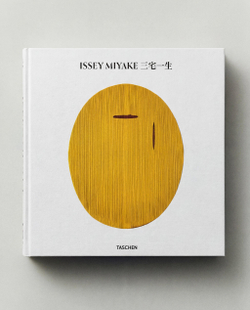 Issey Miyake. Монография о японском дизайнере (издание Taschen, на английском языке)