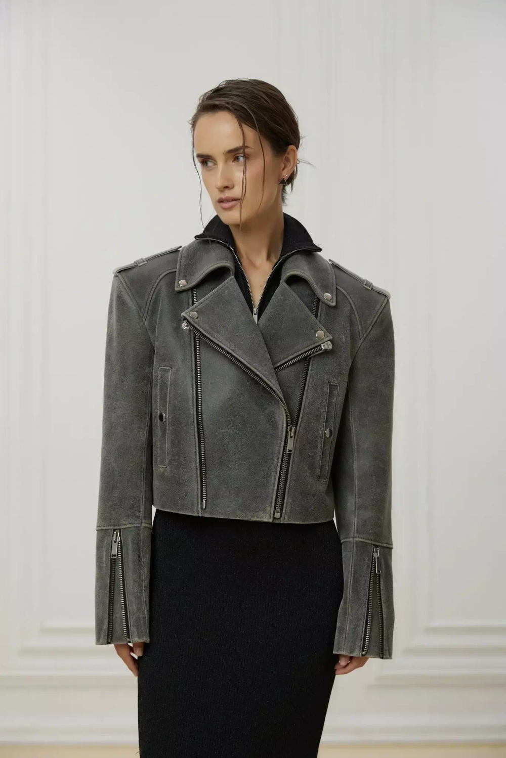 Укороченная косуха с увеличенными плечами, Cерый