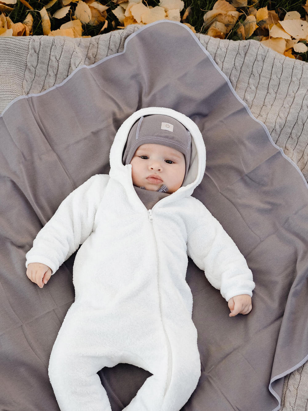 Утеплённый комбинезон Mjölk White, с капюшоном, уценка