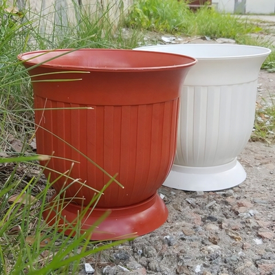 Вазон 3 л. на подставке терракотовый