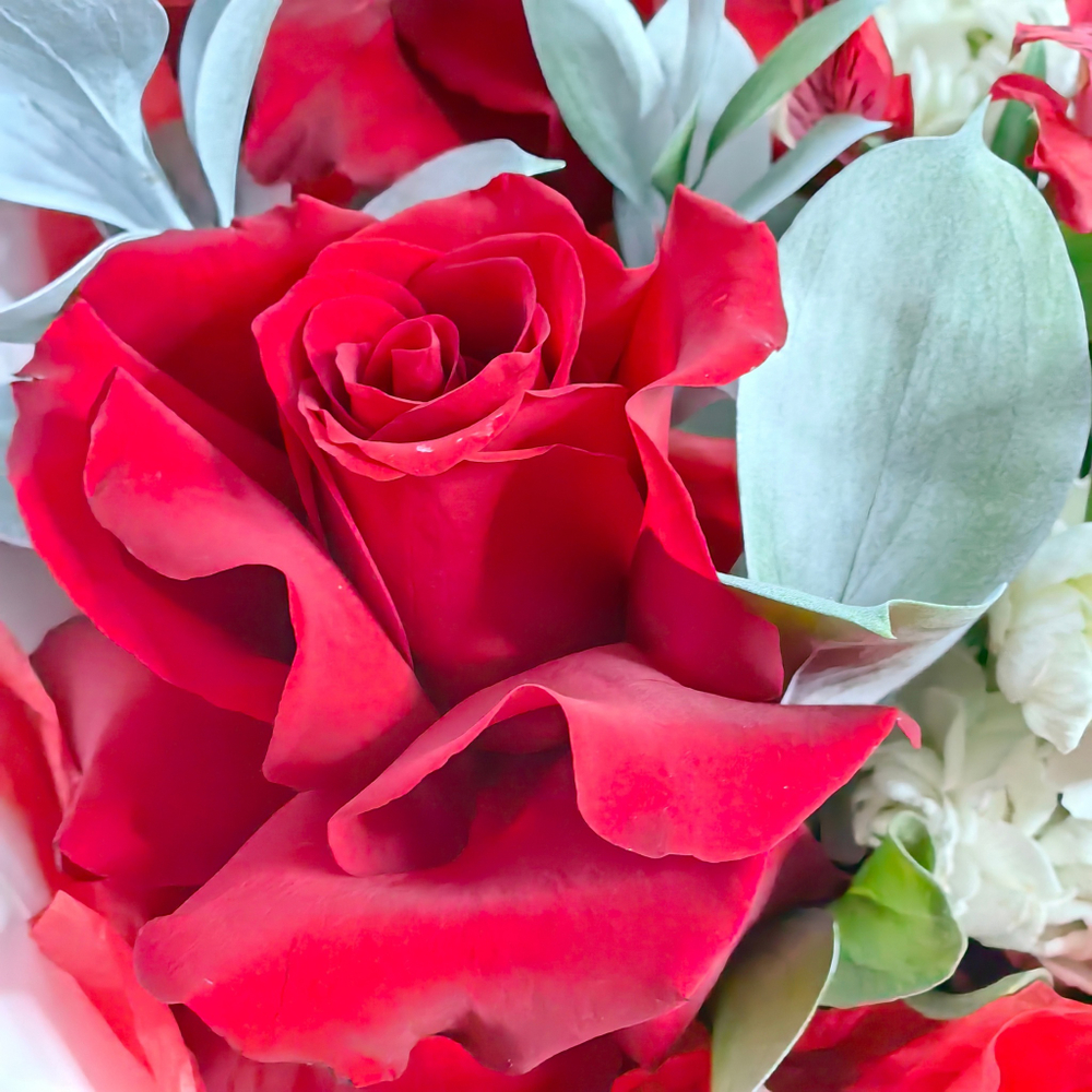 Авторский букет с французскими розами "Эксплорер"