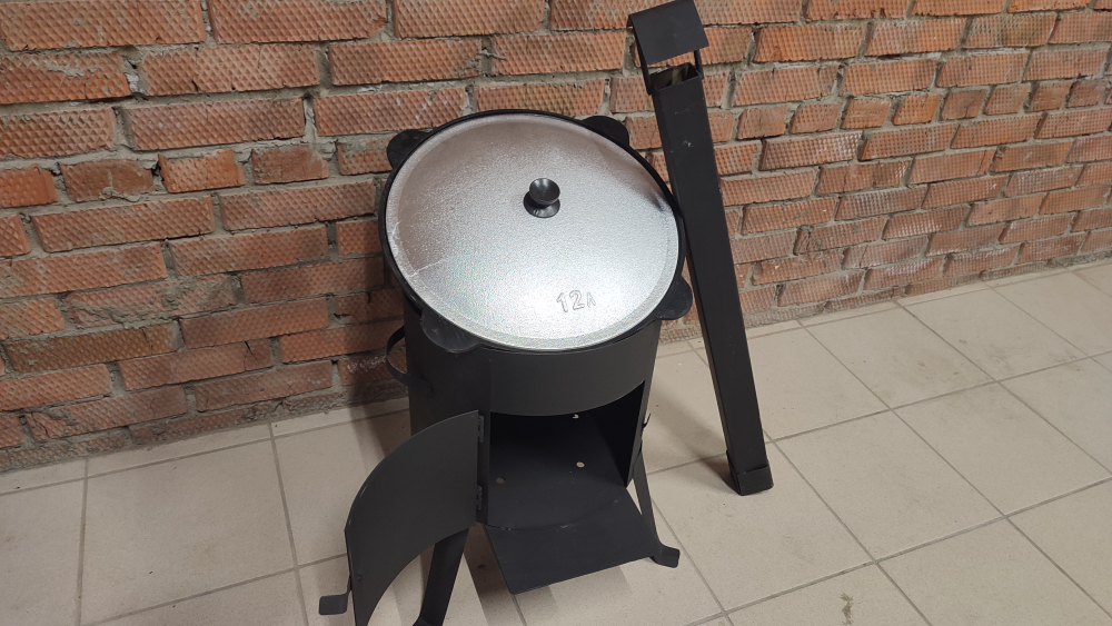 Печь для казана объемом 12 литров с дымоходом