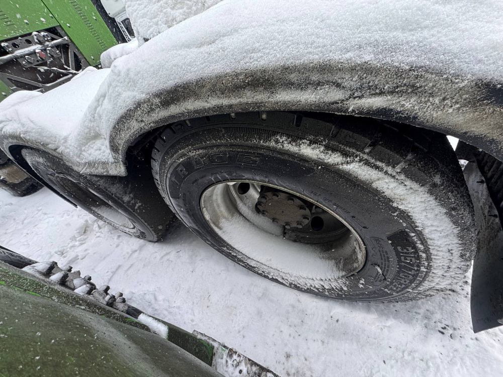 FAW JH6 6x4 Седельный тягач CA4250P25K15T1NE5A80 (Газовый, 12,5 л, 430 л.с., МТ)