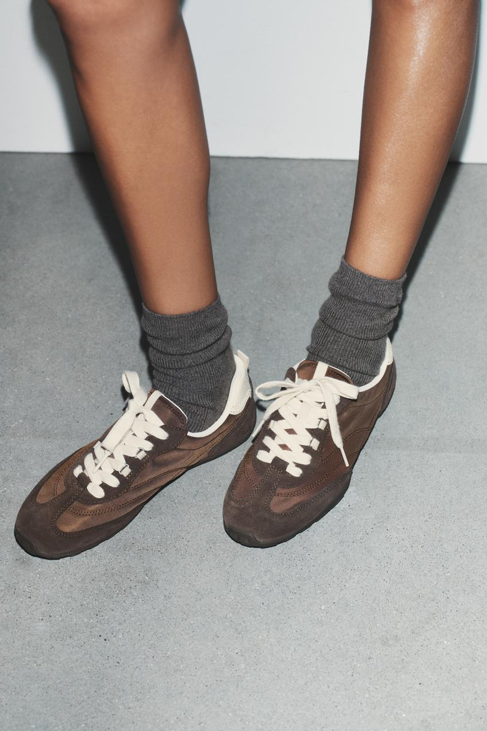 ZARA КОМБИНИРОВАННЫЕ БЕГОВЫЕ КРОССОВКИ, КОРИЧНЕВЫЙ