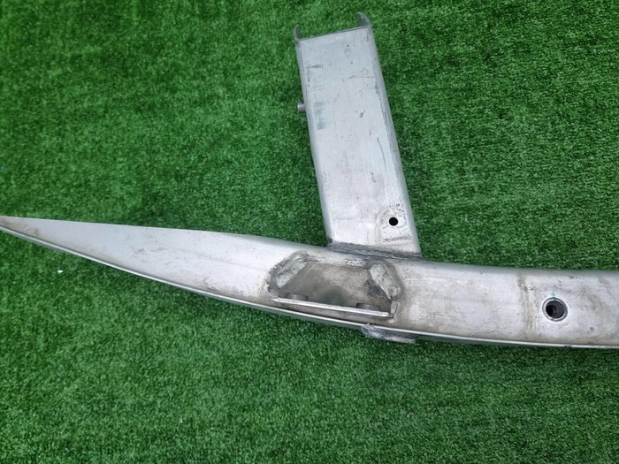 Усилитель передний BMW 3er G20 (2018-н.в.)