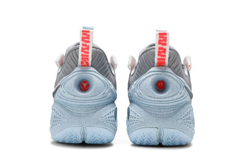 Кроссовки Nike Cosmic Unity Space Hippie