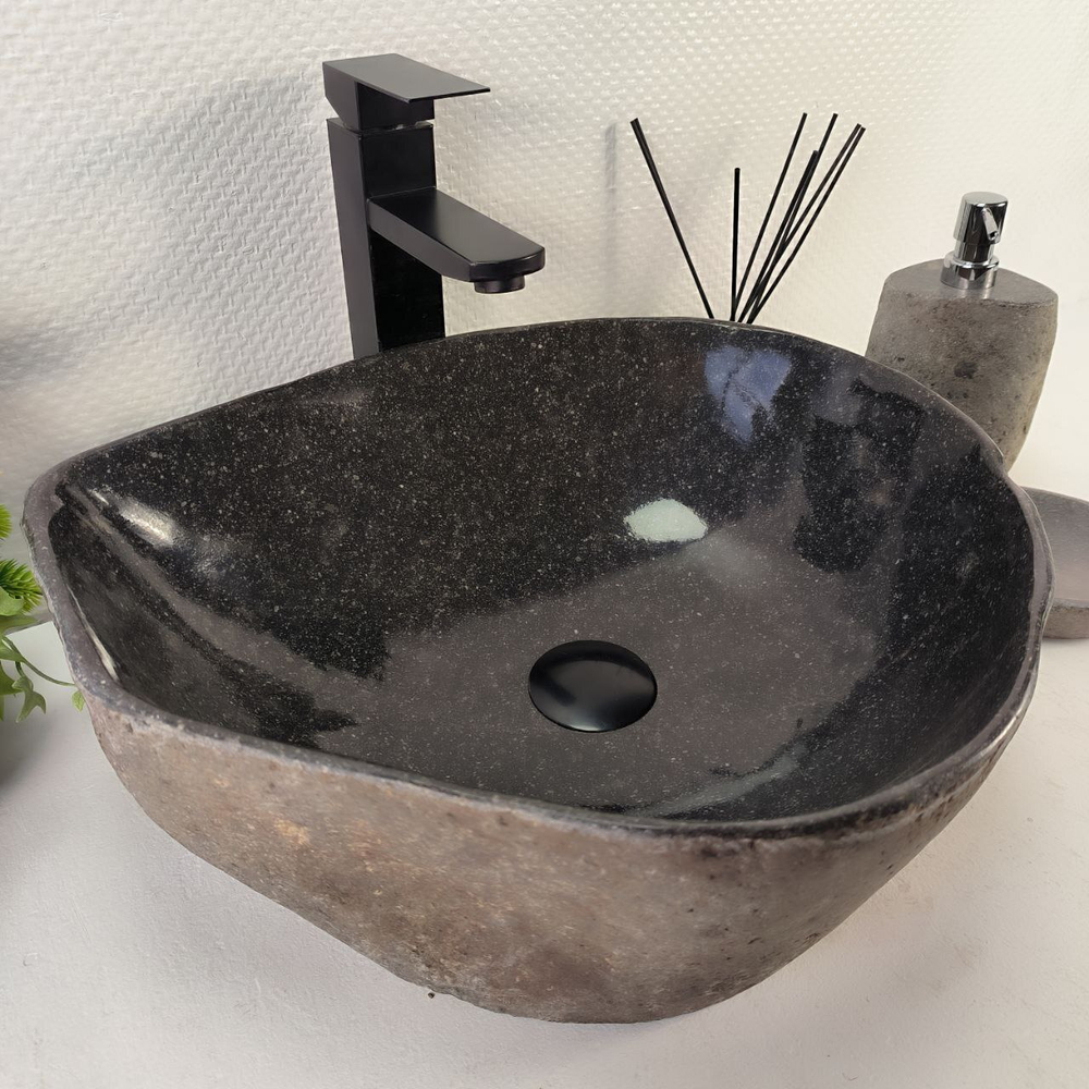 Раковина из речного камня RS-65201 44*39*15 0861