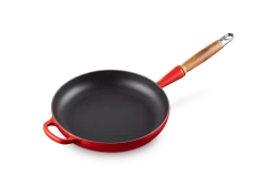Le Creuset Сковорода чугунная 26 см, вишня