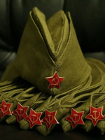 Пилотка военная с красной звездой