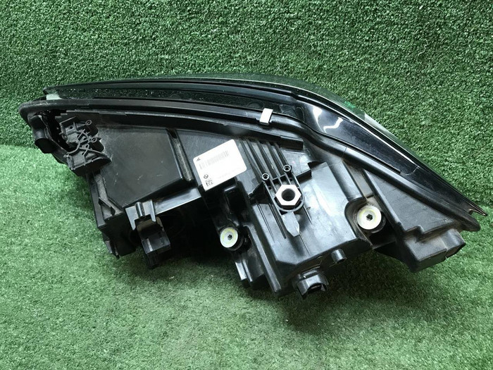 Фара правая BMW 3er G20 (2018-2022) LED