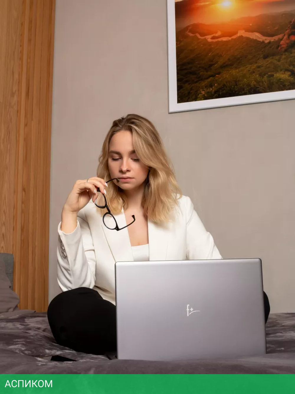 Ноутбук F+ Flaptop R FLTP-5R7-161024-W