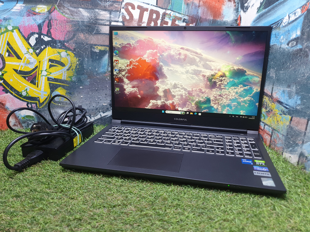 Ноутбук Colorful i5-12/16Gb/RTX 3050 4Gb/FHD/144Hz