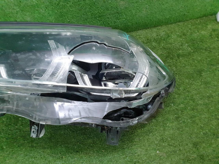 Битая Фара левая BMW X3 G01 (2017-2021) Adaptive LED