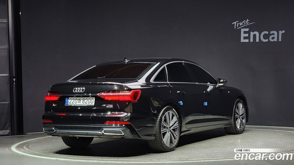 Audi A6 (C8) 45 TFSI Quattro Premium (12.2022)